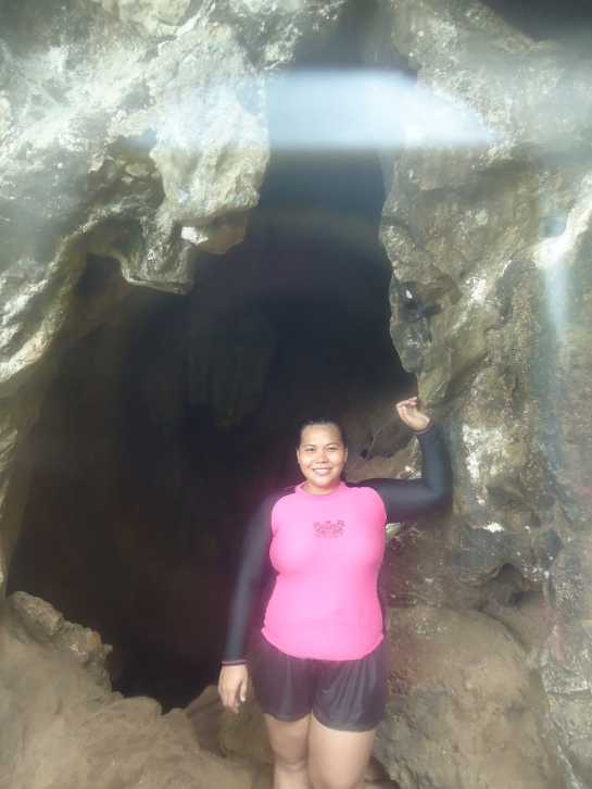 I did not get the chance to explore this cave.